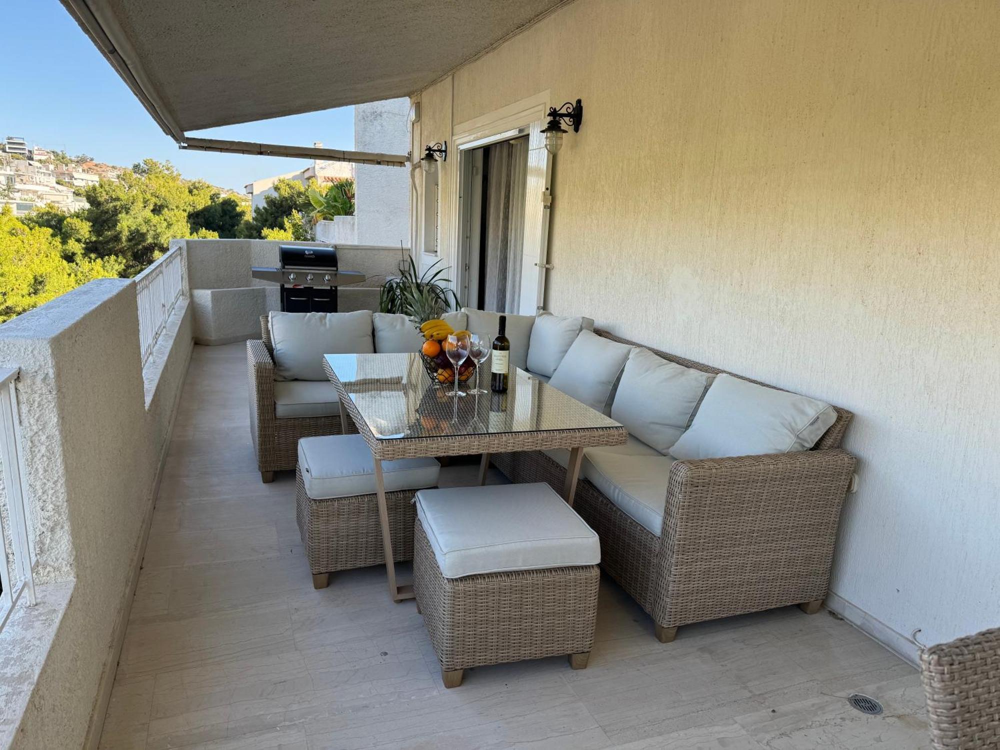 Apartamento Vouliagmeni Seaside Escape Atenas Exterior foto