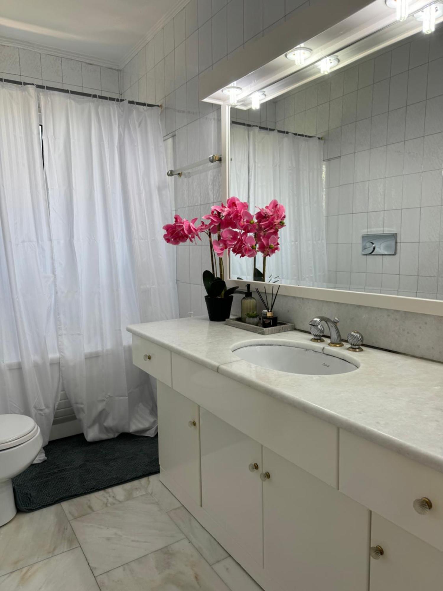 Apartamento Vouliagmeni Seaside Escape Atenas Exterior foto