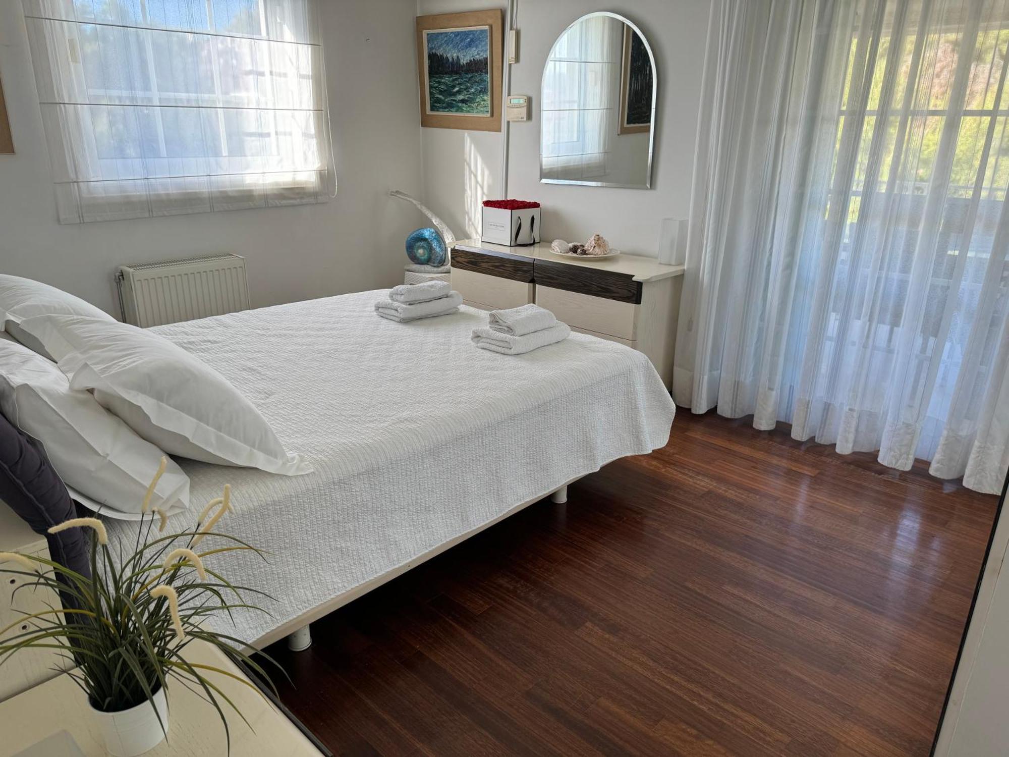 Apartamento Vouliagmeni Seaside Escape Atenas Exterior foto